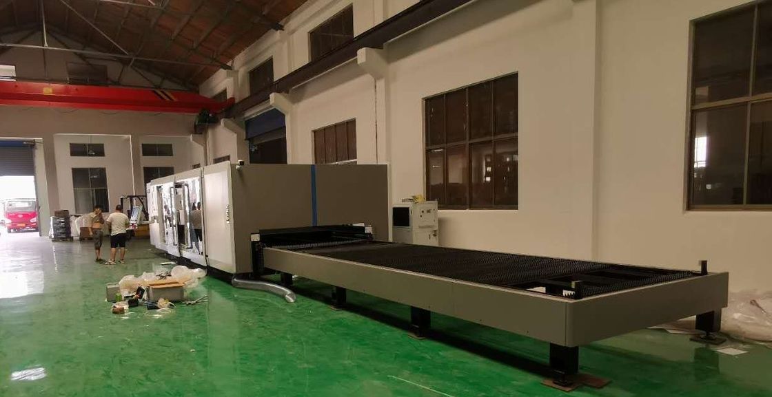 IPG 20mm CNC metallschneidende 8025 Laser-Schneidemaschine für Stahlplatte